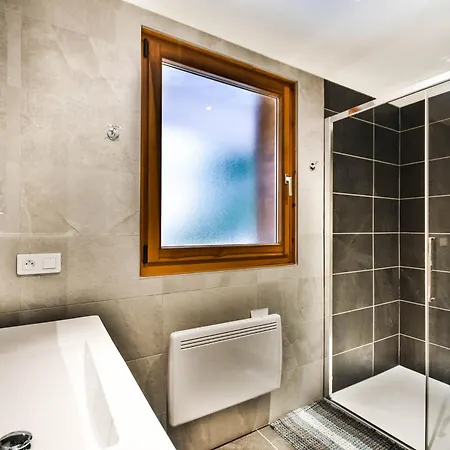 Familial Confortable 7 Pers, 800m Des Pistes, Terrasse, Parking, Wifi, Equipements Modernes - Fr-1-685-77 Chalet Les Gets